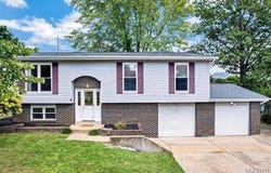 1862 Redwood Drive, Arnold, MO 63010