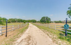 519 N Brasstown Dr, Blanco, TX 78606
