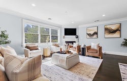 1525 Beacon St, Newton, MA 02468