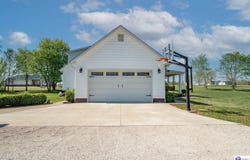 2974 Bacon Creek Road, Elizabethtown, KY 42701