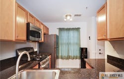125 Adamecs Way, South Amboy, NJ 08879