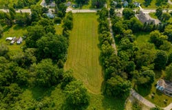 03 River Bend, Manchester, MI 48158