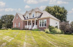 4016 Sheehan Dr, Buckner, KY 40010