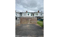 28 W RUTH Avenue, ROBESONIA, PA 19551