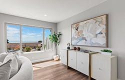 61 Thousand Oaks ST, OAKLAND, CA 94605