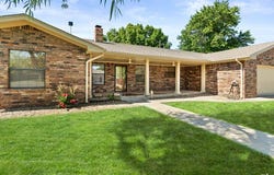 512 E 17TH St, Portales, NM 88130