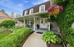 877 N Dovington Drive, Hoffman Estates, IL 60169