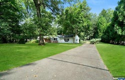 15 Pinehill Drive, Upper Saddle River, NJ 07458