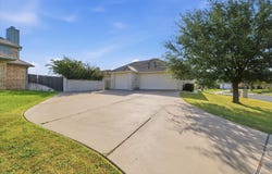 32 North Shore Circle, Waco, TX 76708