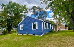 W8936 MAIN ST W, Coleman, WI 54112