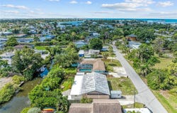 312 WINFIELD Way, NOKOMIS, FL 34275