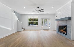 9 Glasgow Drive, Bella Vista, AR 72715