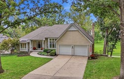 12637 Pawnee Lane, Leawood, KS 66209