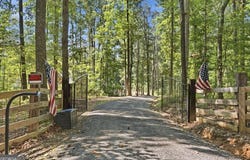 1608 Thompson Lane, Jasper, GA 30143