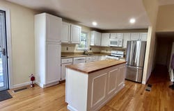17 Worcester Lane, Hyannis, MA 02601