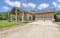 1880 240th Street, Milford, IA 51351