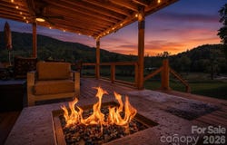 93 Franklin Crest Road, Spruce Pine, NC 28777