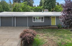 2078 DEWEY St, Eugene, OR 97402