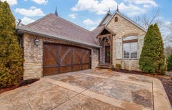 6320 S Creeksedge Drive, Ozark, MO 65721