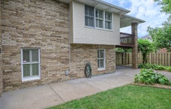 4602 S Forest Avenue, Springfield, MO 65810