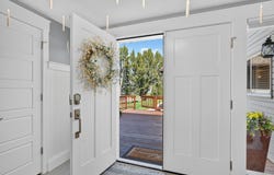 23 Cedar Hills Dr, Pocatello, ID 83204