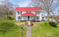 1005 Old Snapps Ferry Rd, Chuckey, TN 37641