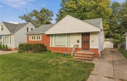 819 E 261st Street, Euclid, OH 44132
