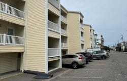 1004 S Carolina Beach Avenue, Carolina Beach, NC 28428