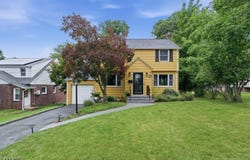 15 Crystal Ave, West Orange Twp., NJ 07052-3507