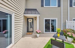 850 Mallery Street, St. Simons Island, GA 31522