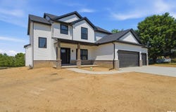 256 KARAGEN Circle, Germantown Hills, IL 61548