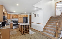 1700 E TRACIA Lane, APPLETON, WI 54911-8471
