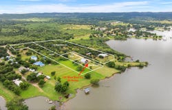 132 Blue Bird Ln, Tow, TX 78657