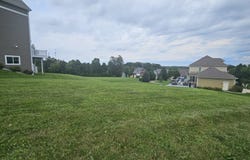 3030 Nostalgic Ct, Hubertus, WI 53033