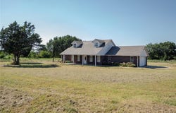 339736 E Highline Road, Chandler, OK 74834