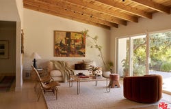 4301 Manson Ave, Woodland Hills, CA 91364