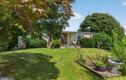 4040 BROWNTON Road, FELTON, PA 17322