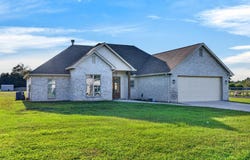 74 Mojave Lane, Picayune, MS 39466