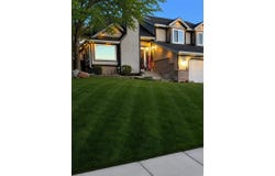 8651 S HARVARD PARK Dr, Sandy, UT 84094