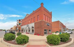 100 W 4th Street, Hobart, OK 73651