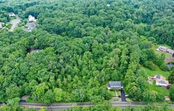 1133 High, Dedham, RI 02926