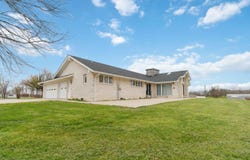 2056 W Laurel Road, London, KY 40741