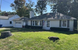 39 Grove Road, Cromwell, CT 06416
