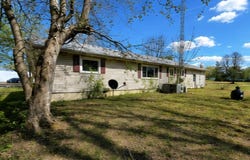 300 4th St, Hazel, KY 42049