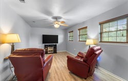 424 Lagoon Drive, Gun Barrel City, TX 75156