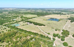 4905 County Road 1134, Leonard, TX 75452