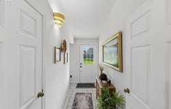 1345 SANFORD St, CoosBay, OR 97420