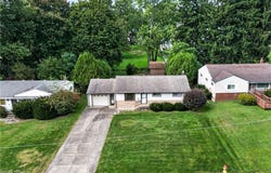114 Joan Circle, Campbell, OH 44405