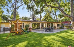 2452 N Altadena Dr, Altadena, CA 91001