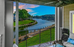 18525 Harborside Drive, Cornelius, NC 28031